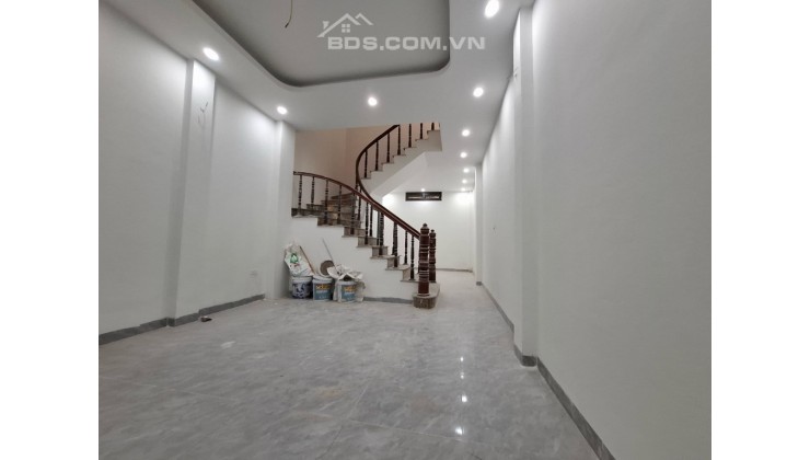 Bán nhà Mạc thị Bưởi, 3Tầng, 40m2, ngõ thông rộng, giá chỉ 6tỷ  (còn TL)